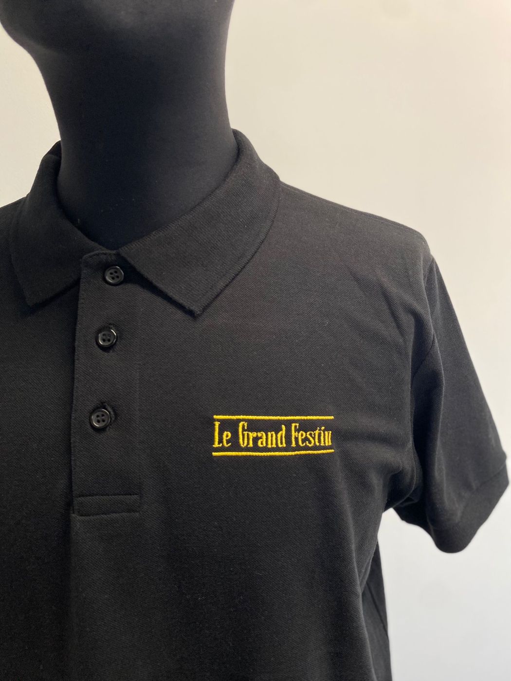 Polo brodé Le Grand Festin