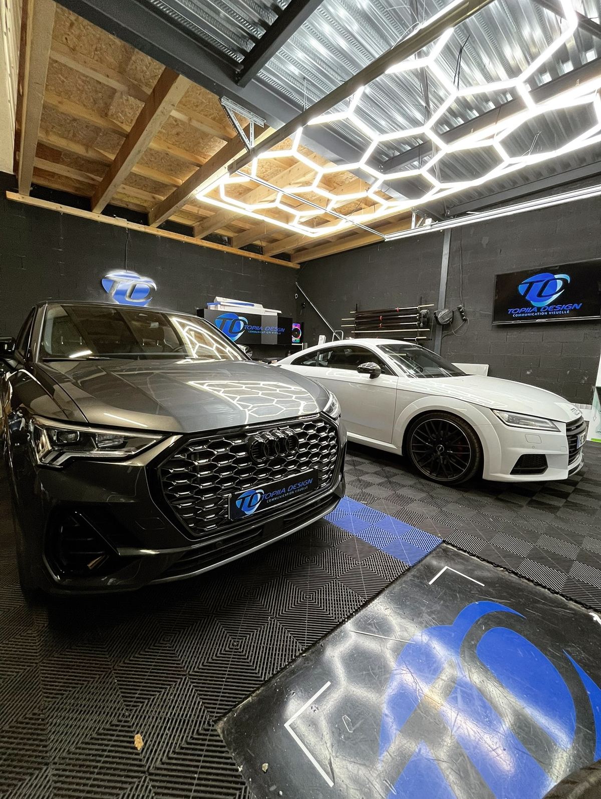 Atelier Topiia Design à Montpellier avec Audi et Audi TT